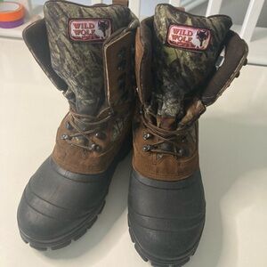 Wild Wolf Thinsulate Heavy Snow Boots Size 11 Wide